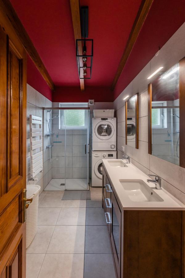 Maison Mialon: Country House Amidst Of Nature La Esperanza  Εξωτερικό φωτογραφία